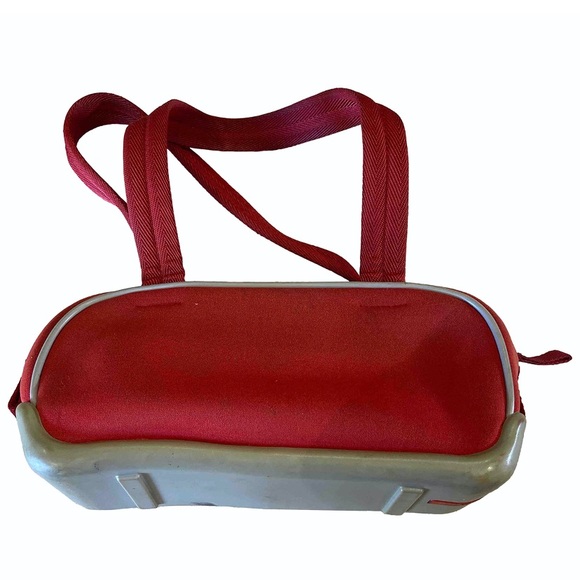 Prada purse - Picture 1 of 3